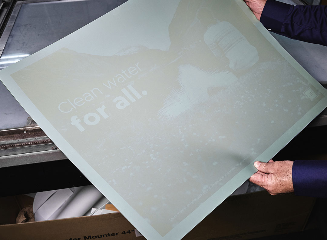 چاپ جعبه مقوایی با رنگهای خاص و متالیک تفاوت چاپ افست و چاپ دیجیتال