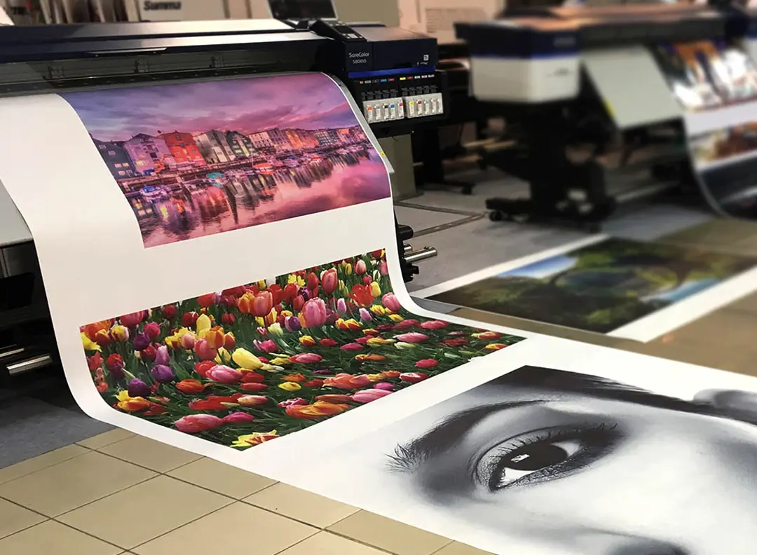 انواع استیکر لارج فرمت