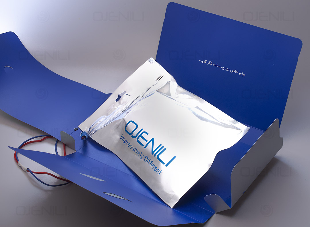 طراحی و چاپ جعبه هدیه جوراب