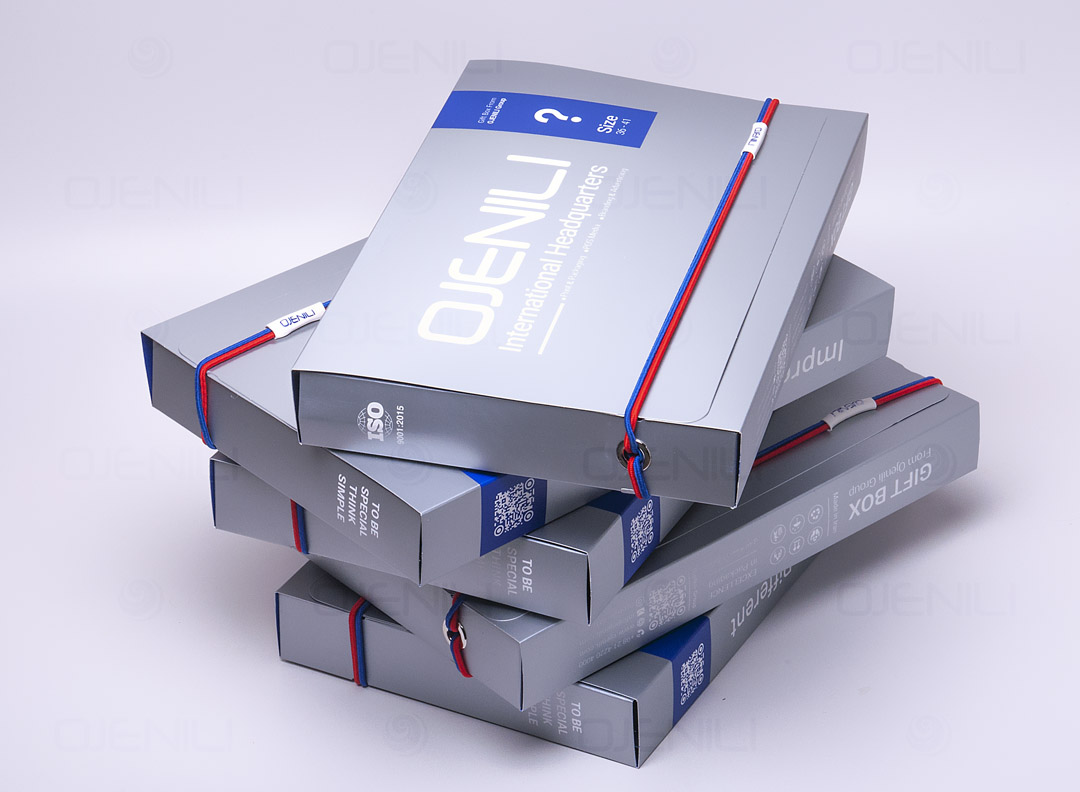 طراحی جعبه هدیه جوراب